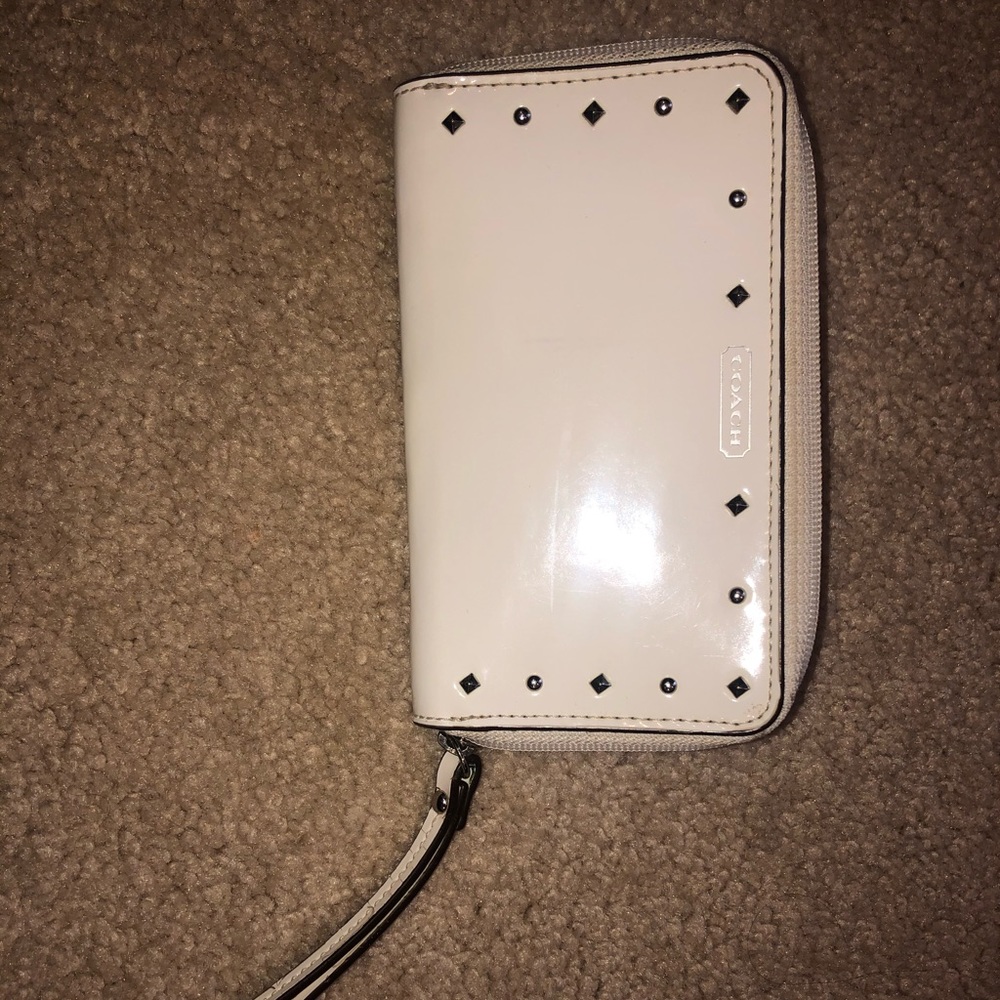 Cream Coach Wristlet